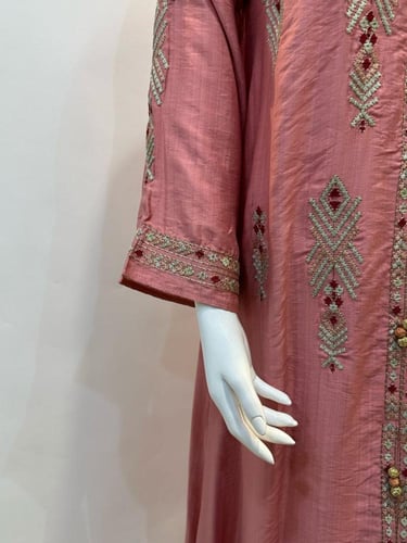 جلابية لنن خفيفة مطرزة RR2431