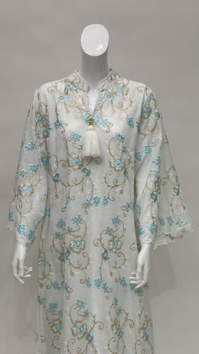 جلابية هندي بتطريز زهور وأكمام واسعة RR4129