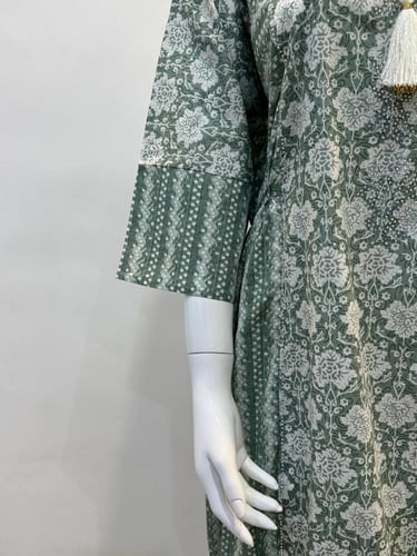 جلابية هندي بنقوش زهور كشميري Z940