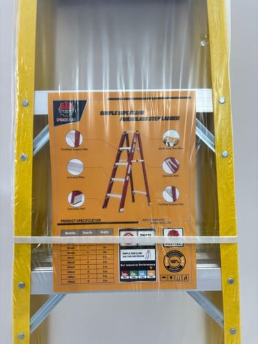 سلم فيبرجلاس (ألياف زجاجية) بمقاسات مختلفة