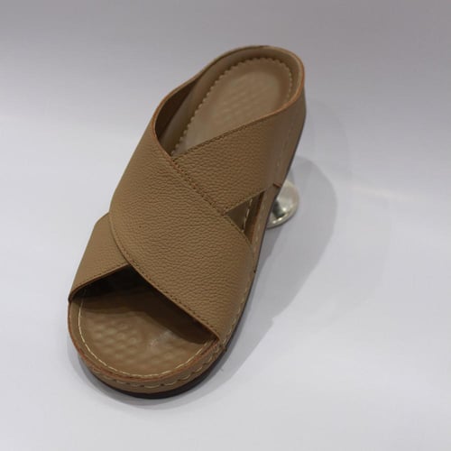 حذاء إماراتي