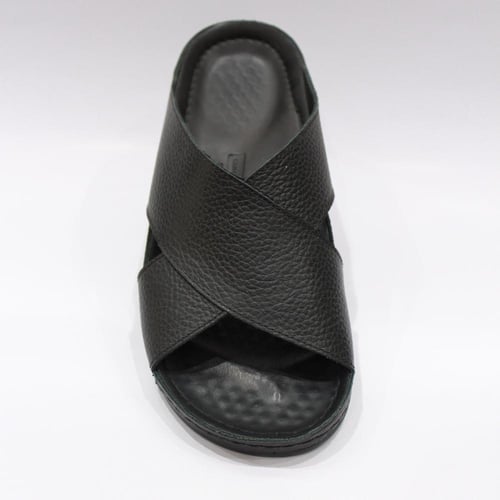 حذاء إماراتي