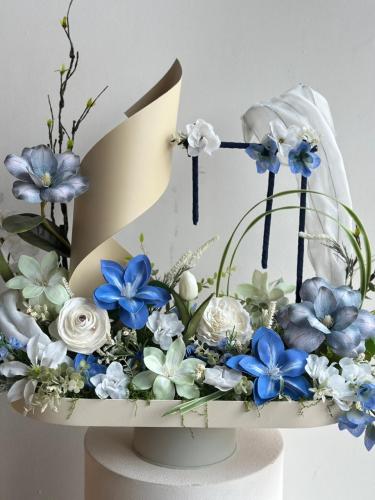Elegant blue stand