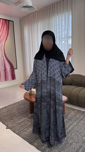 #20 ABAYA