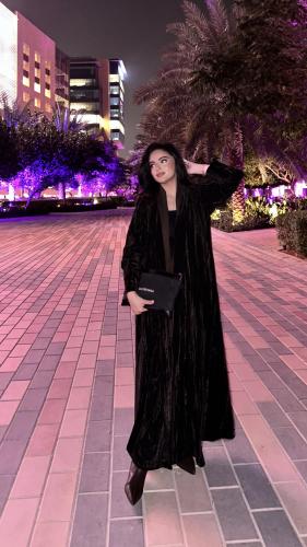 #27 ABAYA