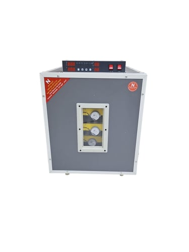 فقاسه موديل ايطالي 240 بيضه