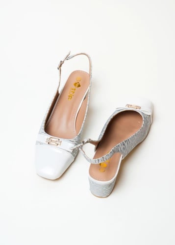 كعب "إليجانس بيرلي"