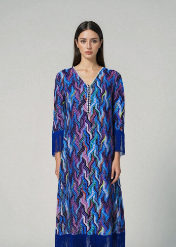 فستان نسائي أنيق بنقشة ملونة