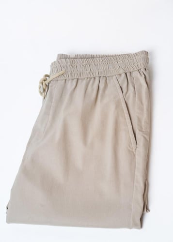 بنطال رجالي كاجوال بلون بيج أنيق