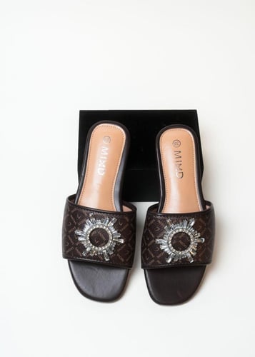 صندل "جلام تاتش"