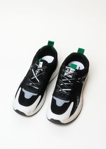 حذاء "سبورت إيدج"