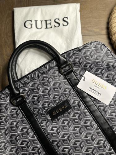 حقيبة لابتوب محمول GUESS