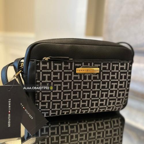 حقيبة Tommy Hilfiger كروس بودي +محفظة فوري
