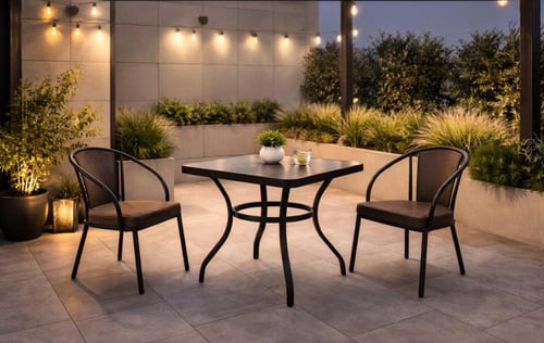 طاولة كافية مربع-بعدة ألوان