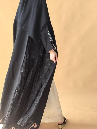 عباية العنود