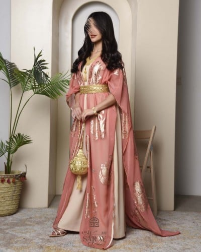 جلابية مميزة شيفون وردي