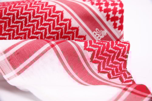 شماغ سمو كلاسيك (إنجليزي)