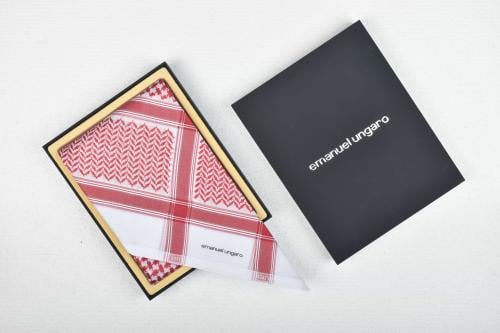 شماغ ايمانويل انقارو احمر EL