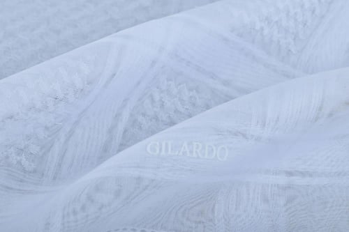 شماغ جيلاردو شبابي ابيض