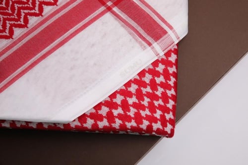 شماغ سمو كلاسيك (إنجليزي)