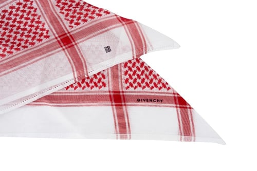 شماغ جيفنشي كلاسيك 2026