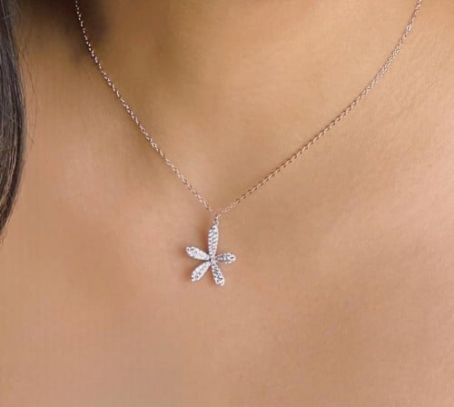 سلسلة فضة أنيقة عيار 925- اللون فضي