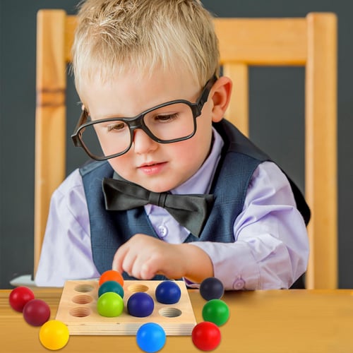 لعبه مطابقة الكور الخشبية