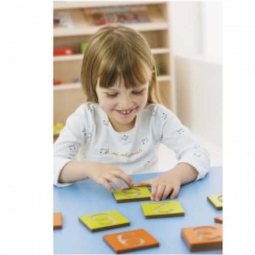 مكعبات لوح الخشبيه الارقام من 0-10