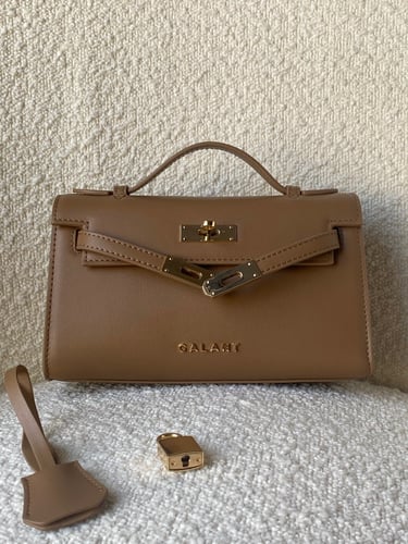 Kelly Pochette Brouwn