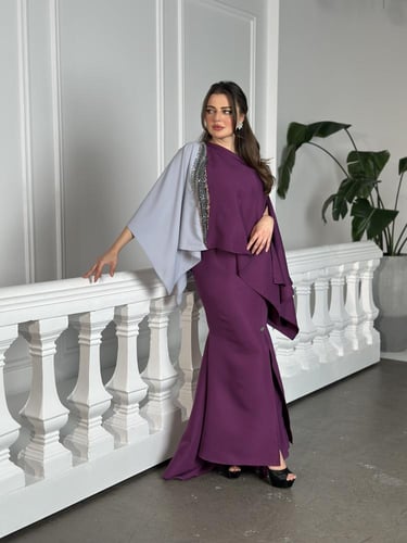 فستانين قطعتين من قماش الباربي