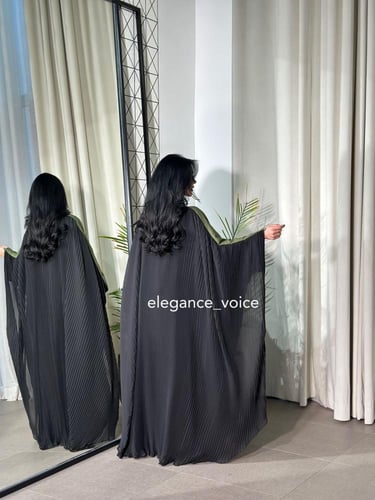 فستان اسود بزيتي مع حزام داخلي