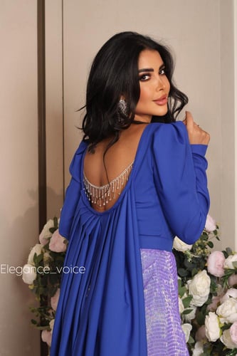 فستان قماش من الترتر وكريب الباربي