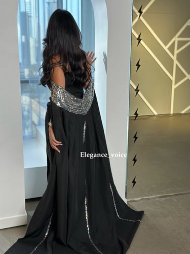 فستان من قماش الباربي