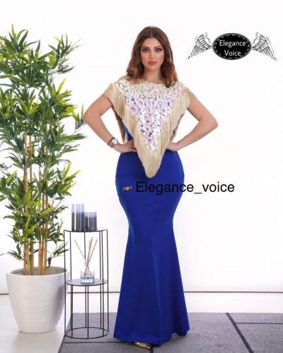 فستان من اللون الازرق استرتش دبل كريب,وتور من التر...