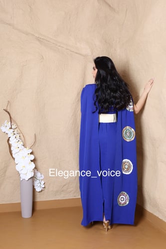 فستان من قماش الباربي