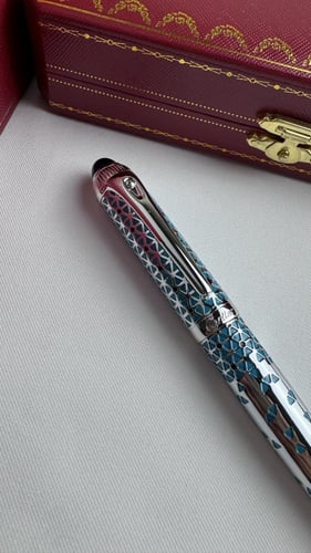 طقم ساعه و قلم كارتير