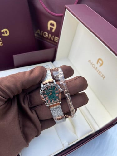 ساعات اقنر نسائية