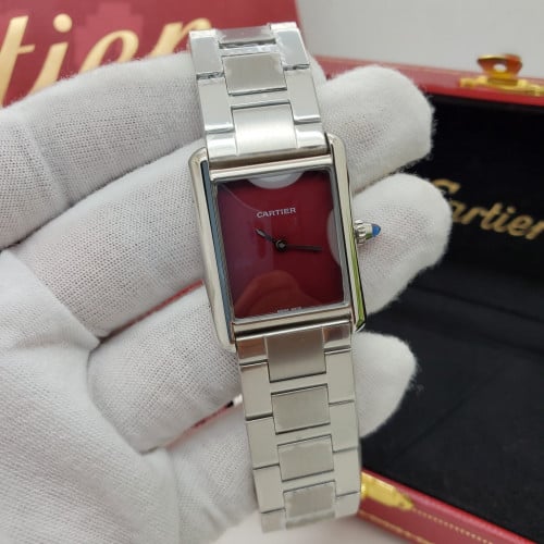 ساعه كارتير المربعه