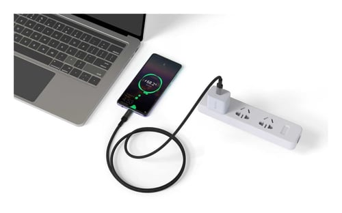 وصلة تايب سي 100 وات ضد القطع من ديفيا