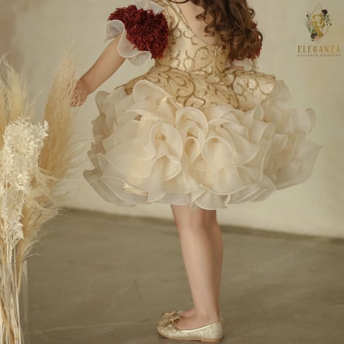 فستَان اميرات اليقنزا