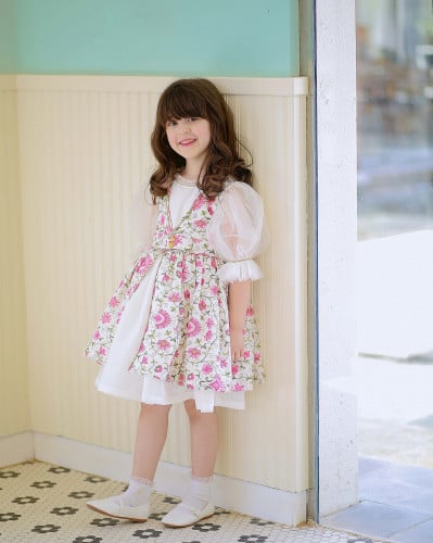 فستان مطرز ورود