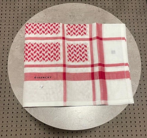 شماغ جيفنشي 2022