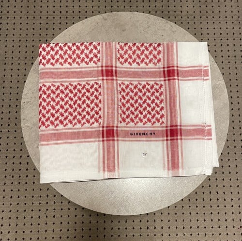 شماغ جيفنشي الكلاسيك