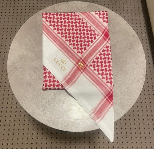 شماغ قوتشي ختم ذهبي