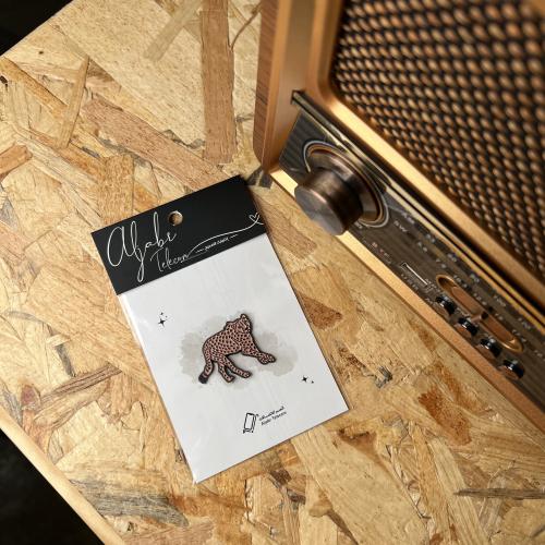 ستيكر معدن نمر