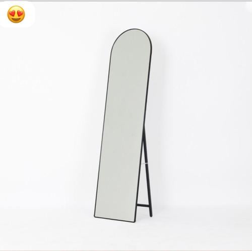 مرايا بارتي اسود