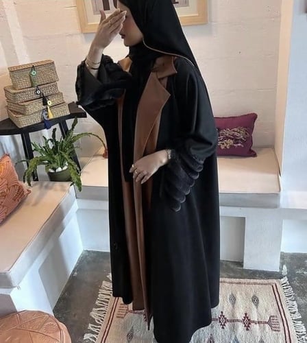 عبايات شتويه جلد