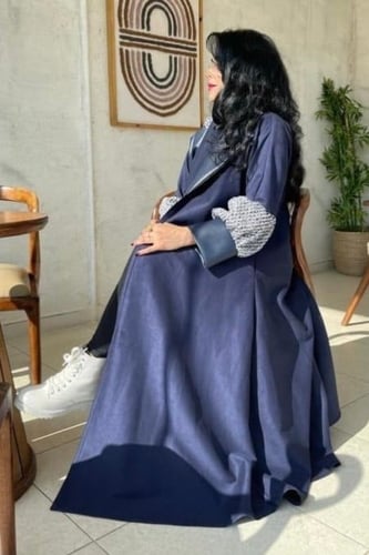 عبايات شمواه كحلي بياقه جلد وكم