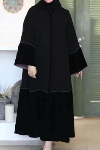 عبايه شتوية مع مخمل قطيفه