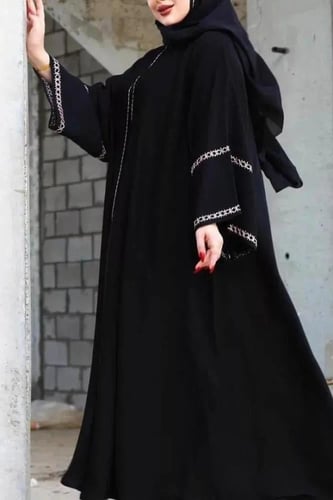 عباية تطريز كم واسع